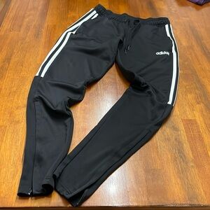 Adidas sweatpants